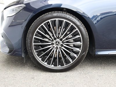 MERCEDES-BENZ E-CLASS - 2