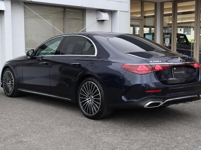 MERCEDES-BENZ E-CLASS - 9