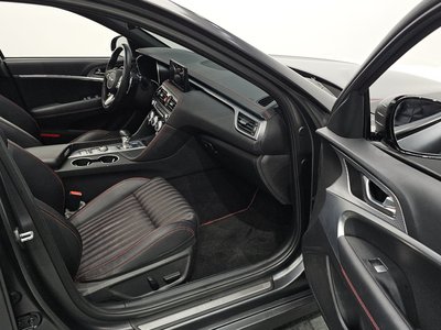 2020 Genesis THE NEW G70 photo 10