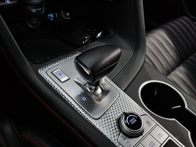 2020 Genesis THE NEW G70 photo 9