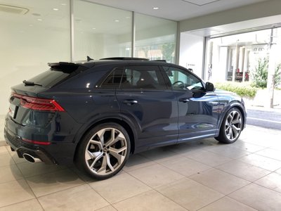 صورة 2 لـ 2023 AUDI RS Q8
