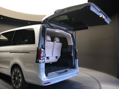 صورة 8 لـ 2026 Mercedes-BENZ V-CLASS