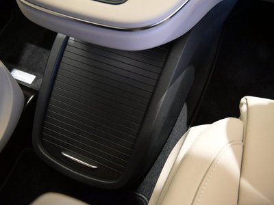 صورة مصغرة 43 لـ 2026 Mercedes-BENZ V-CLASS