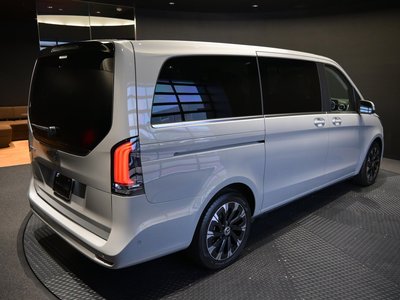 صورة 5 لـ 2026 Mercedes-BENZ V-CLASS