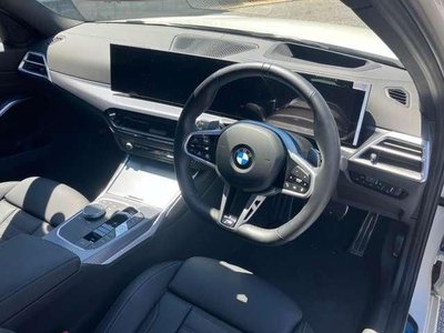 2025 BMW 3 SERIES 照片 2