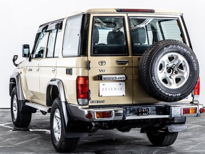 2015 Toyota LAND CRUISER 70 缩略图 31