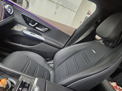 2024 Mercedes-BENZ EQE photo 9