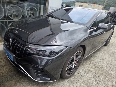 2024 Mercedes-BENZ EQE photo 1
