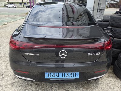 2024 Mercedes-BENZ EQE photo 3