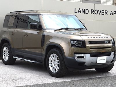 LAND ROVER DEFENDER - 4