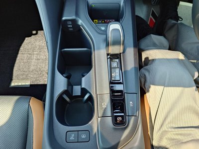 2022 Toyota CROWN CROSSOVER 缩略图 19