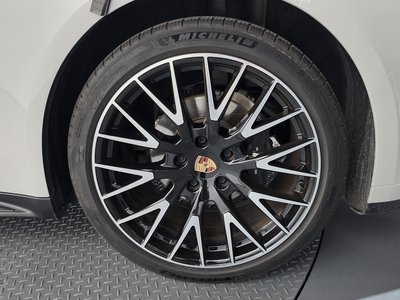 2025 Porsche PANAMERA 照片 8