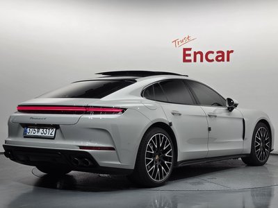 2025 Porsche PANAMERA 照片 5