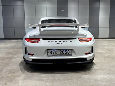 PORSCHE 911 - 8