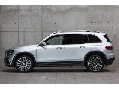 MERCEDES-BENZ GLB - 8