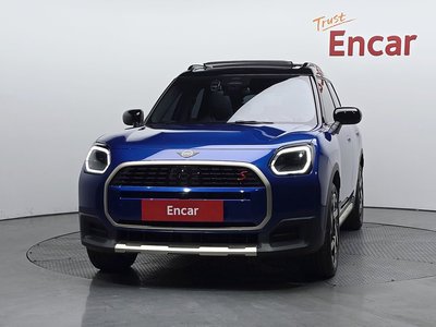 2025 MINI COOPER S COUNTRYMAN photo 2