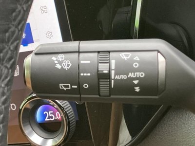 2023 Lexus NX — миниатюра 17