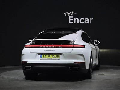 PORSCHE PANAMERA - 4