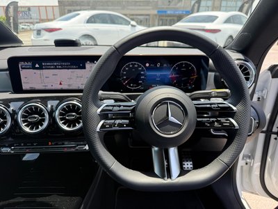 MERCEDES-BENZ CLA - 10