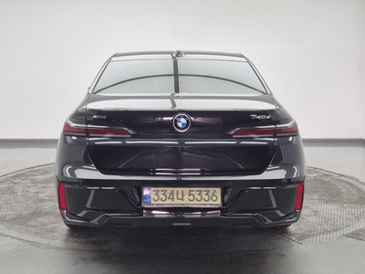 BMW 7 SERIES - 2