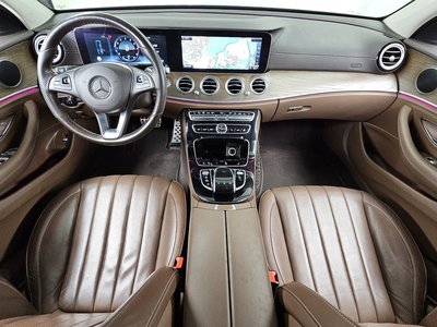 MERCEDES-BENZ E-CLASS - 5