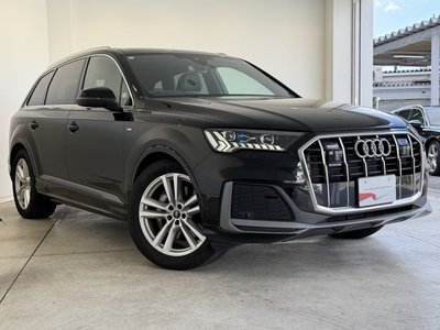 AUDI Q7 - 7