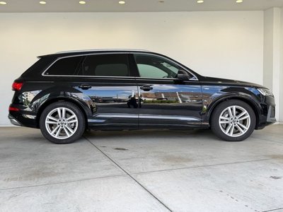 AUDI Q7 - 8
