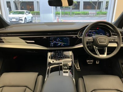 AUDI Q7 - 3