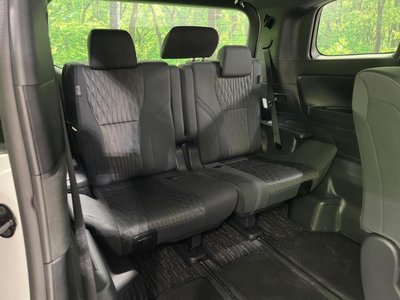 2025 Toyota ALPHARD — фото 10