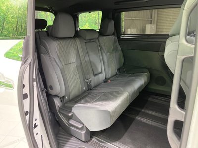 2025 Toyota ALPHARD — фото 9