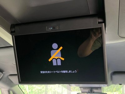 2025 Toyota ALPHARD — фото 3