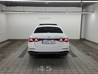 MERCEDES-BENZ E-CLASS - 3
