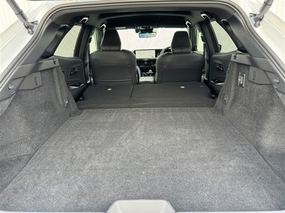 TOYOTA CROWN SPORT - 4