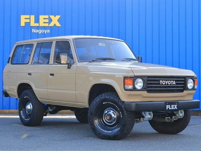 TOYOTA LAND CRUISER 60 - 3