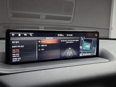 2021 Genesis GV80 thumbnail 23
