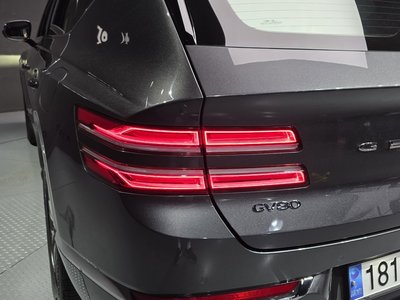 2021 Genesis GV80 photo 10