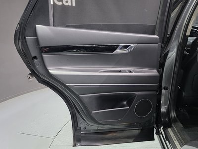 2021 Genesis GV80 thumbnail 15