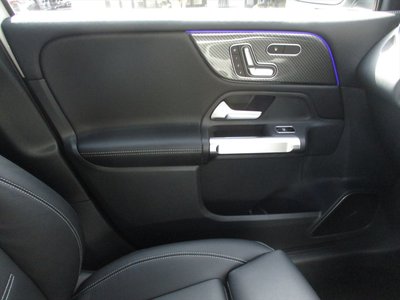 2025 Mercedes-BENZ GLB — миниатюра 49