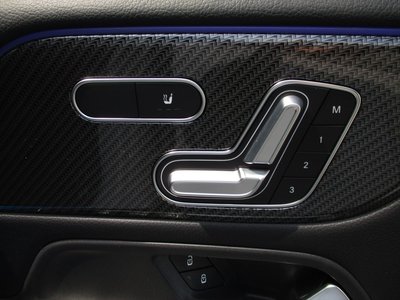 2025 Mercedes-BENZ GLB — миниатюра 20