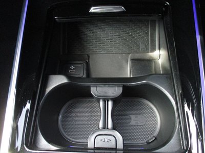 2025 Mercedes-BENZ GLB — миниатюра 41
