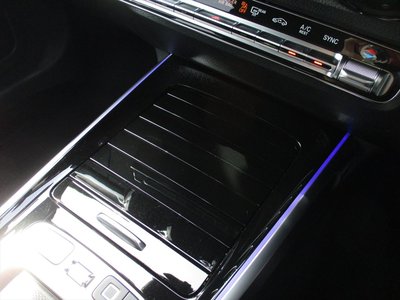 2025 Mercedes-BENZ GLB — миниатюра 40