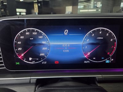 2025 Mercedes-BENZ GLE photo 8