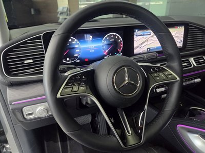 2025 Mercedes-BENZ GLE — миниатюра 13
