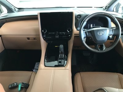 TOYOTA VELLFIRE - 6