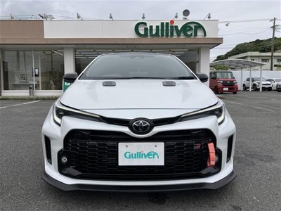 2023 Toyota GR COROLLA photo 4