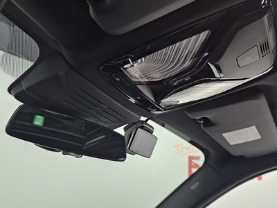 2025 BMW X5 thumbnail 25