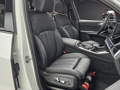 2025 BMW X5 thumbnail 16