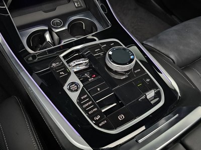 2025 BMW X5 thumbnail 12