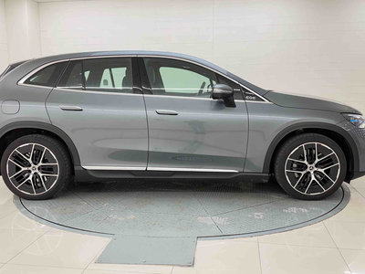 MERCEDES-BENZ EQE - 7