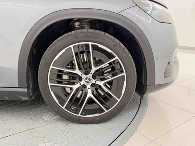 MERCEDES-BENZ EQE - 9